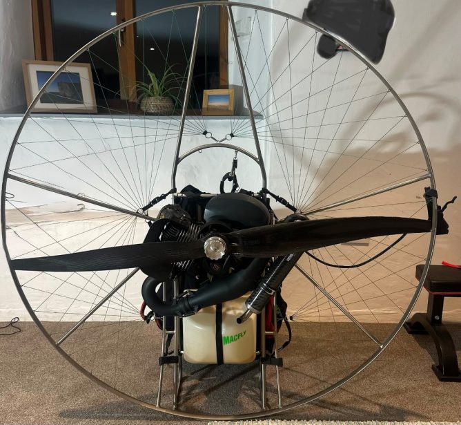 Macfly Moster 185 Paramotor with harness/reserve