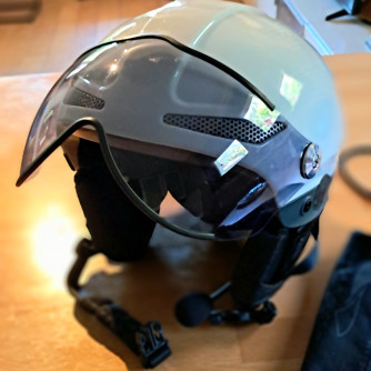 Charly Vitesse white-pearl M/L with visor + comms