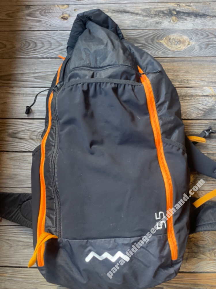 Woody Valley Crest, M