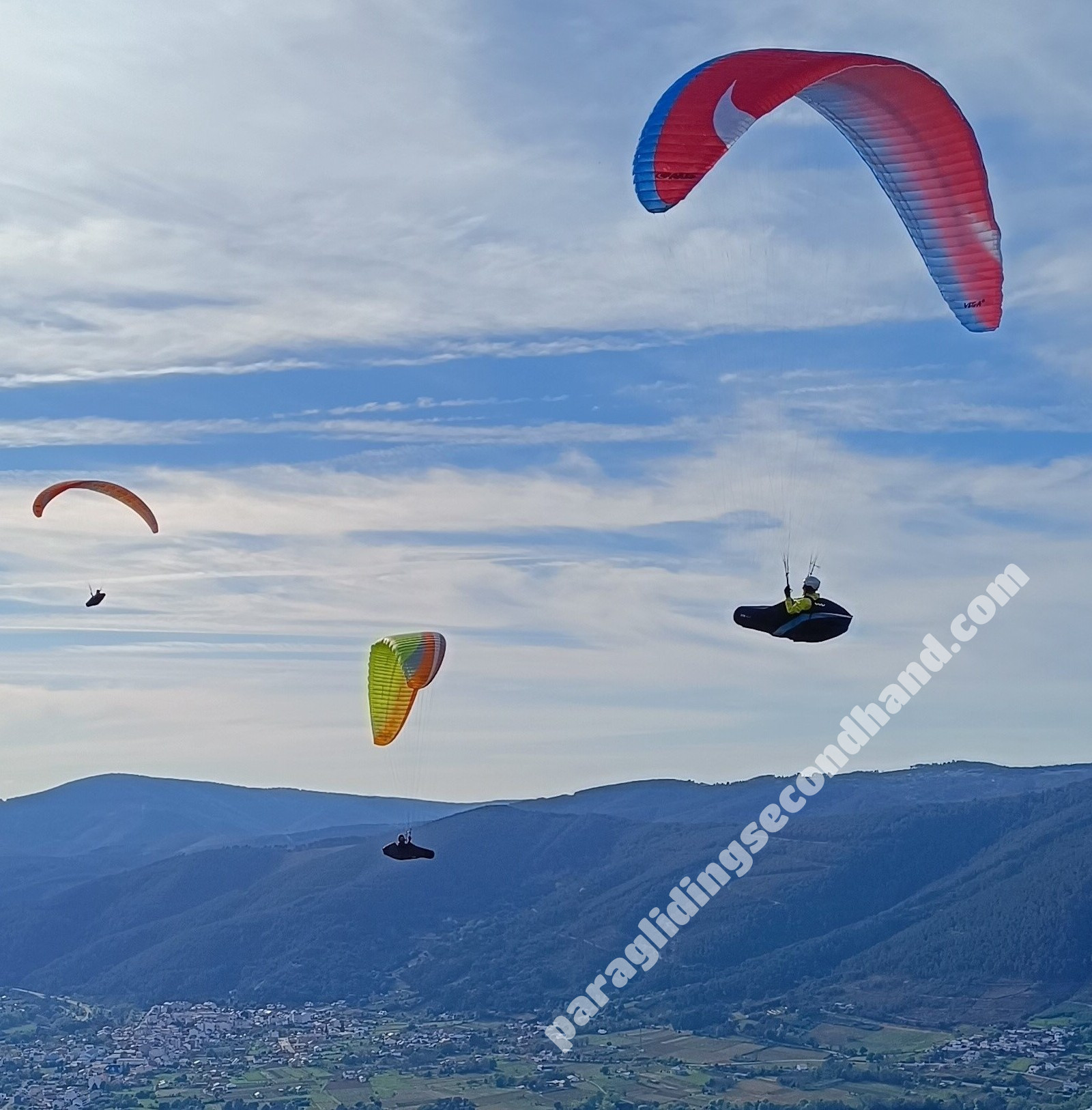 Axis Vega-6, M, 2023, (85-102kg), 64h