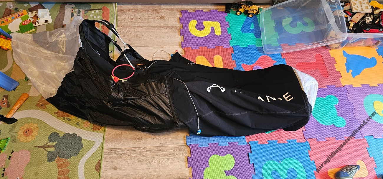 Advance Weightless, M, 2024