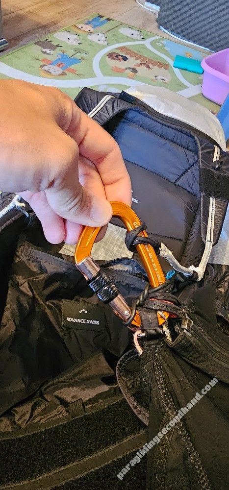 Advance Weightless, M, 2024