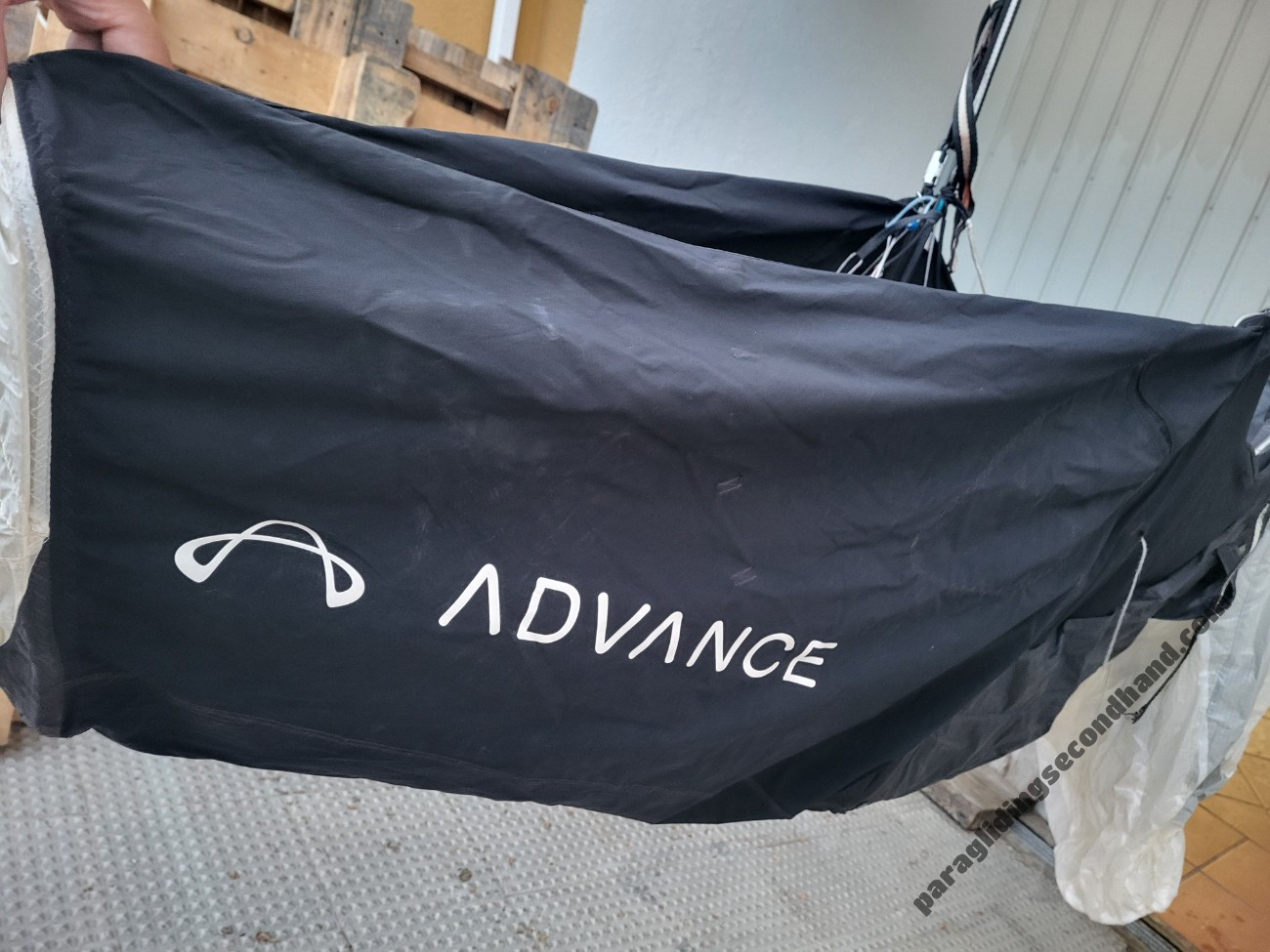 Advance Weightless, L, 2022