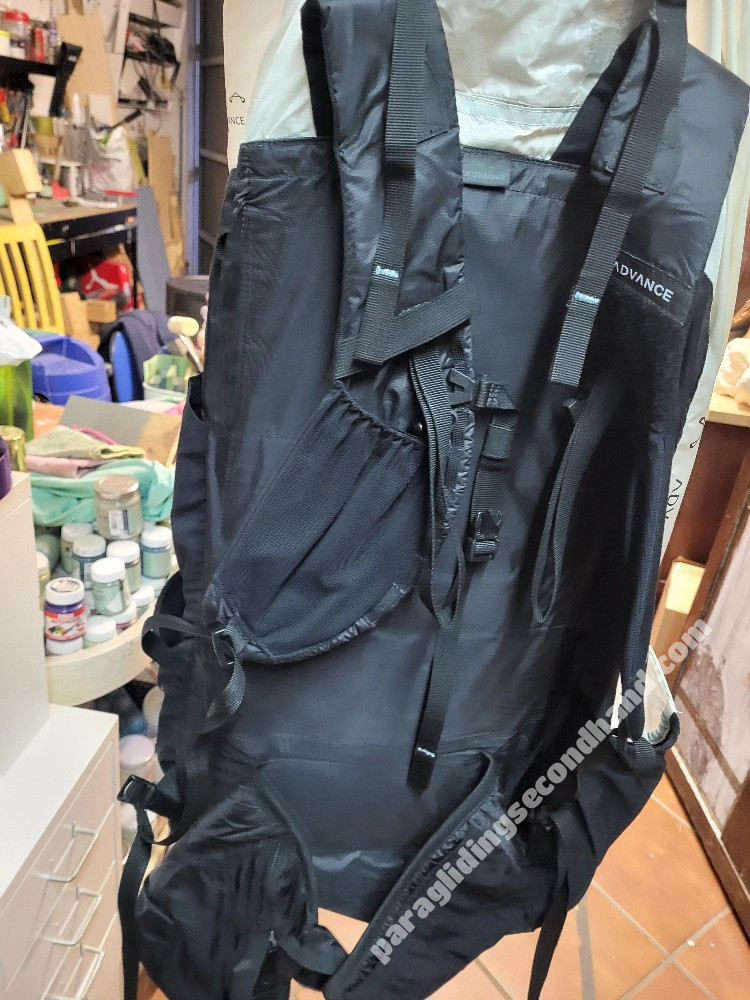 Advance Weightless, L, 2022