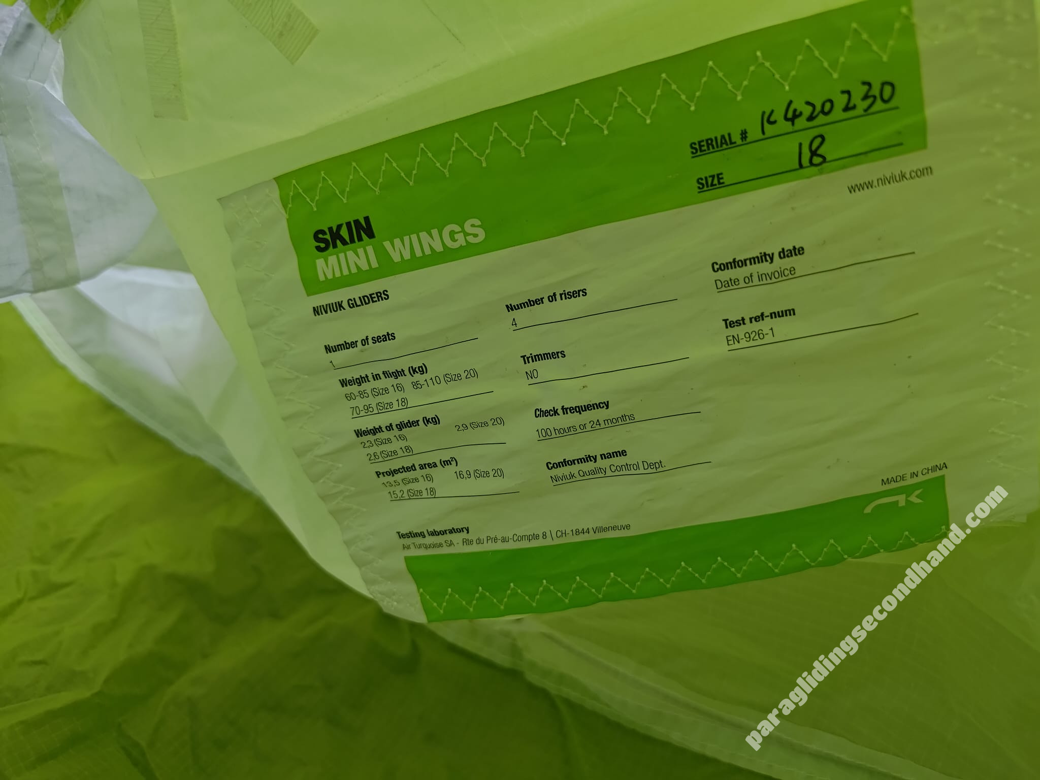 Niviuk SKIN MINI WINGS, M 18, 2014, (65-90kg), 60h