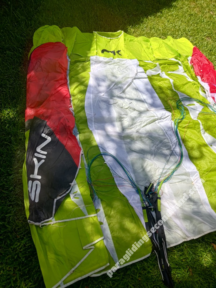 Niviuk SKIN MINI WINGS, M 18, 2014, (65-90kg), 60h