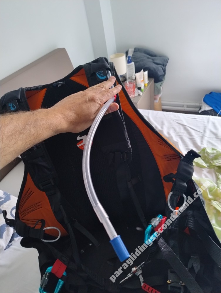 ピークパフォーマンス レディス S(アジアM)1回着用 Heli Gravity ピークパフォーマンス レディス S(アジアM)1回着用 Heli Gravity