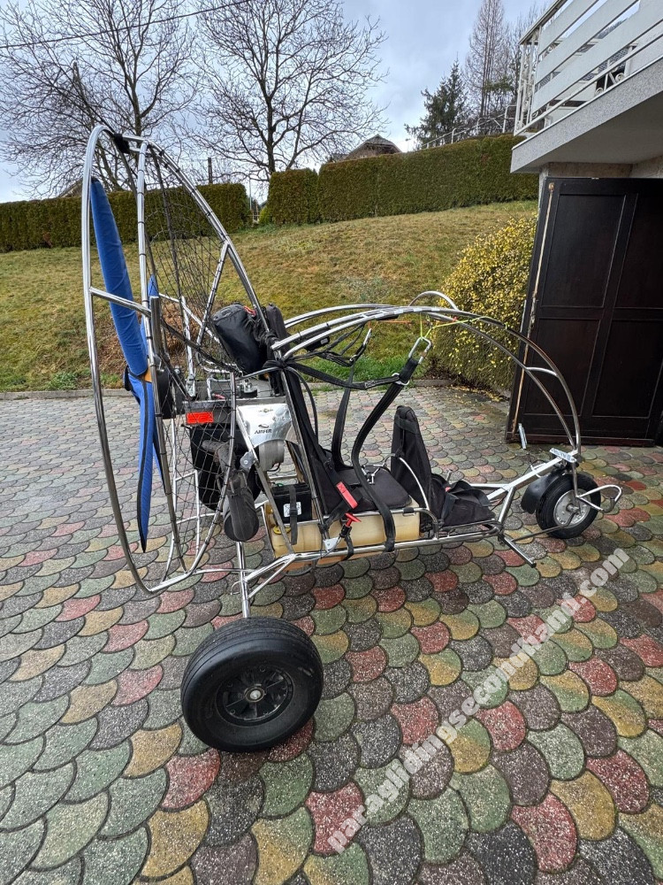 Airfer Mustang Trike + Hirth 2703 (2012)