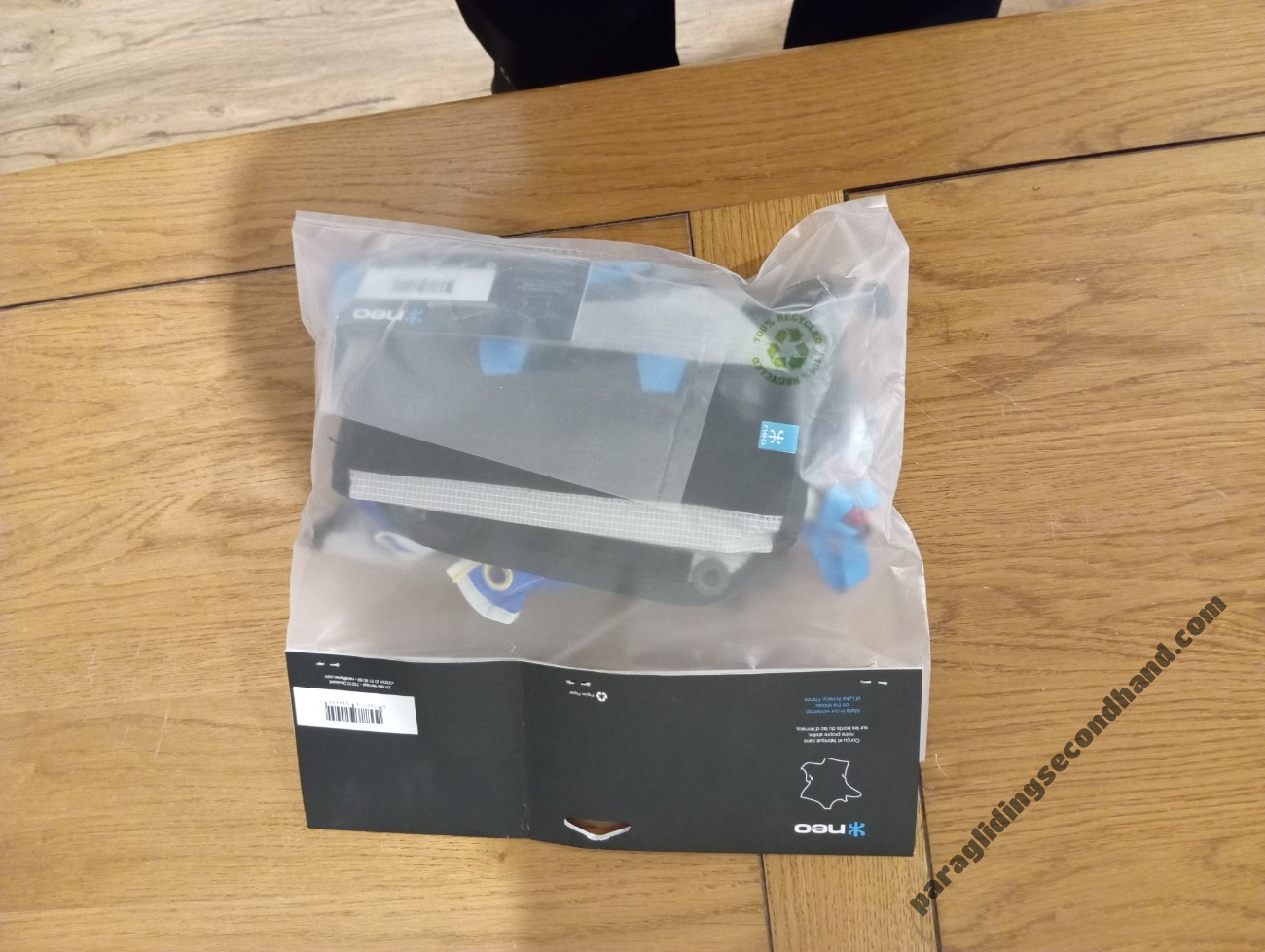 Neo emergency rescue container