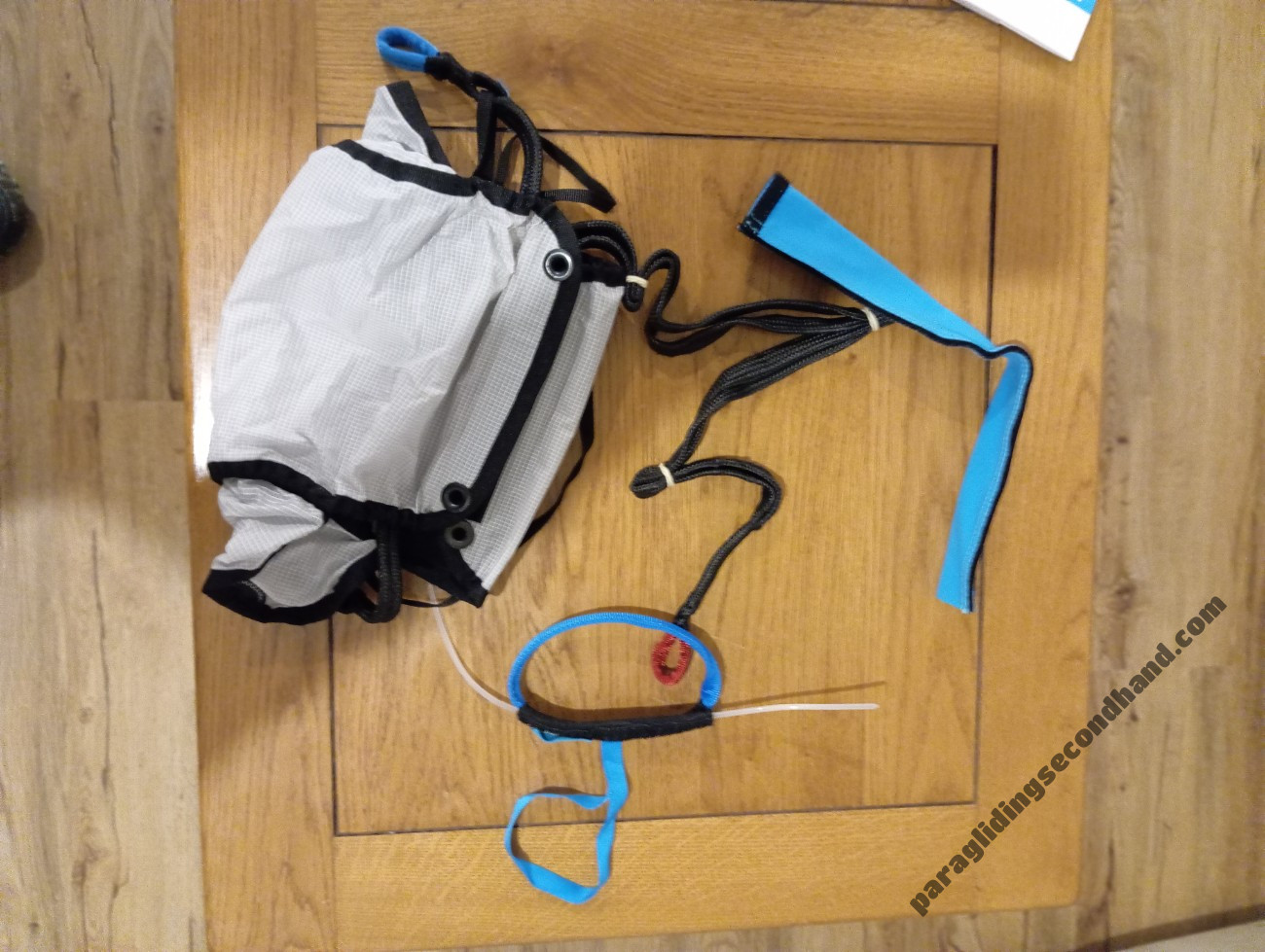 Neo emergency rescue container