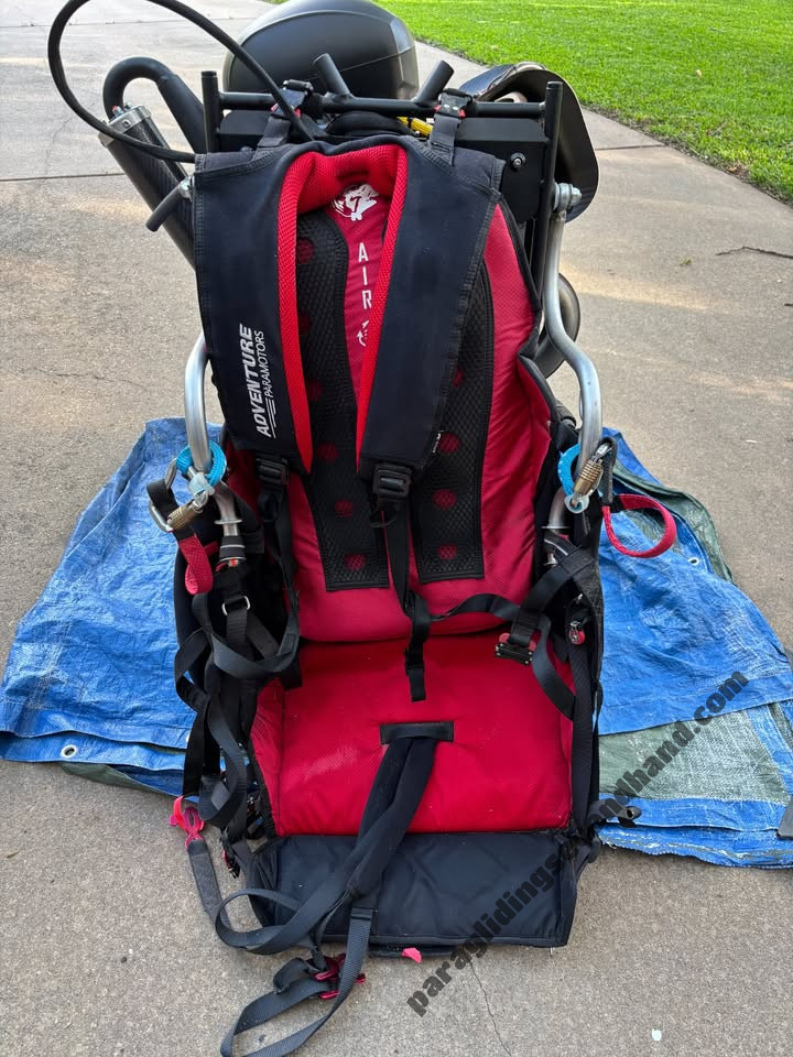 Paramotor Adventure Primus 185 monster dual start with flex-one glider, 28m, right-hand throttle