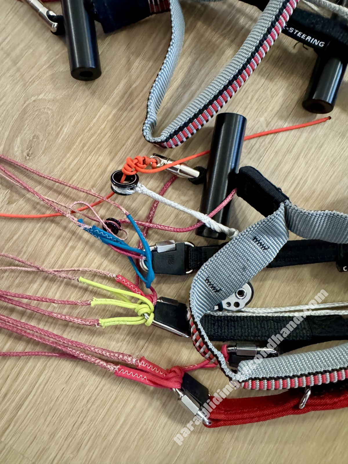 GIN Gliders EXPLORER 2, M, 2021, (85-105kg), 50h