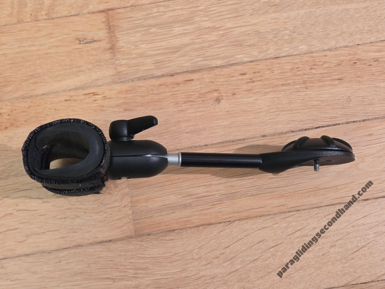 Flytec universal hang gliding instrument holder