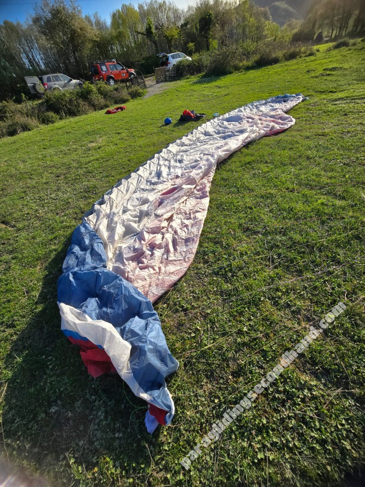 Ozone Buzz Z3, MS, 2010, (75-95kg), 60h