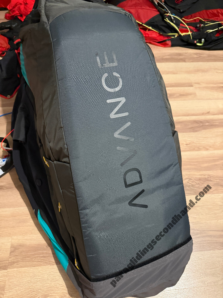 Advance Impress 4, L