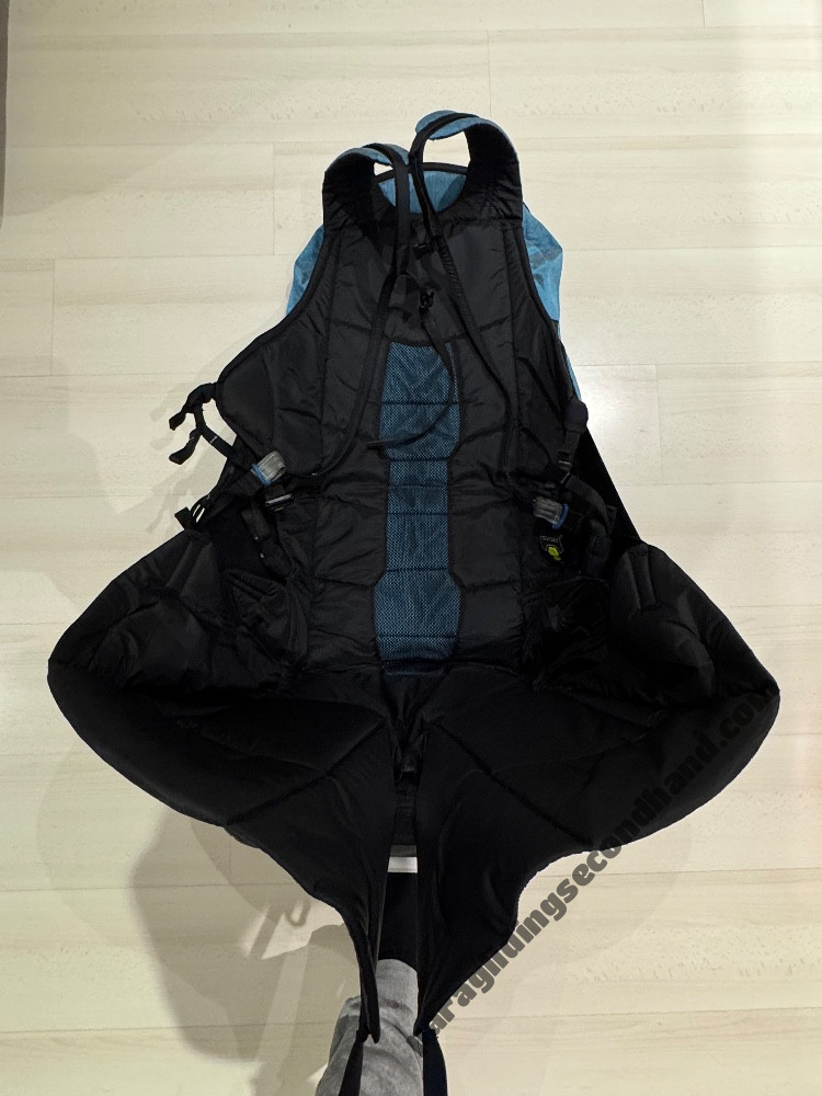 Advance Bipro 4 L  Bipax, L, 2025