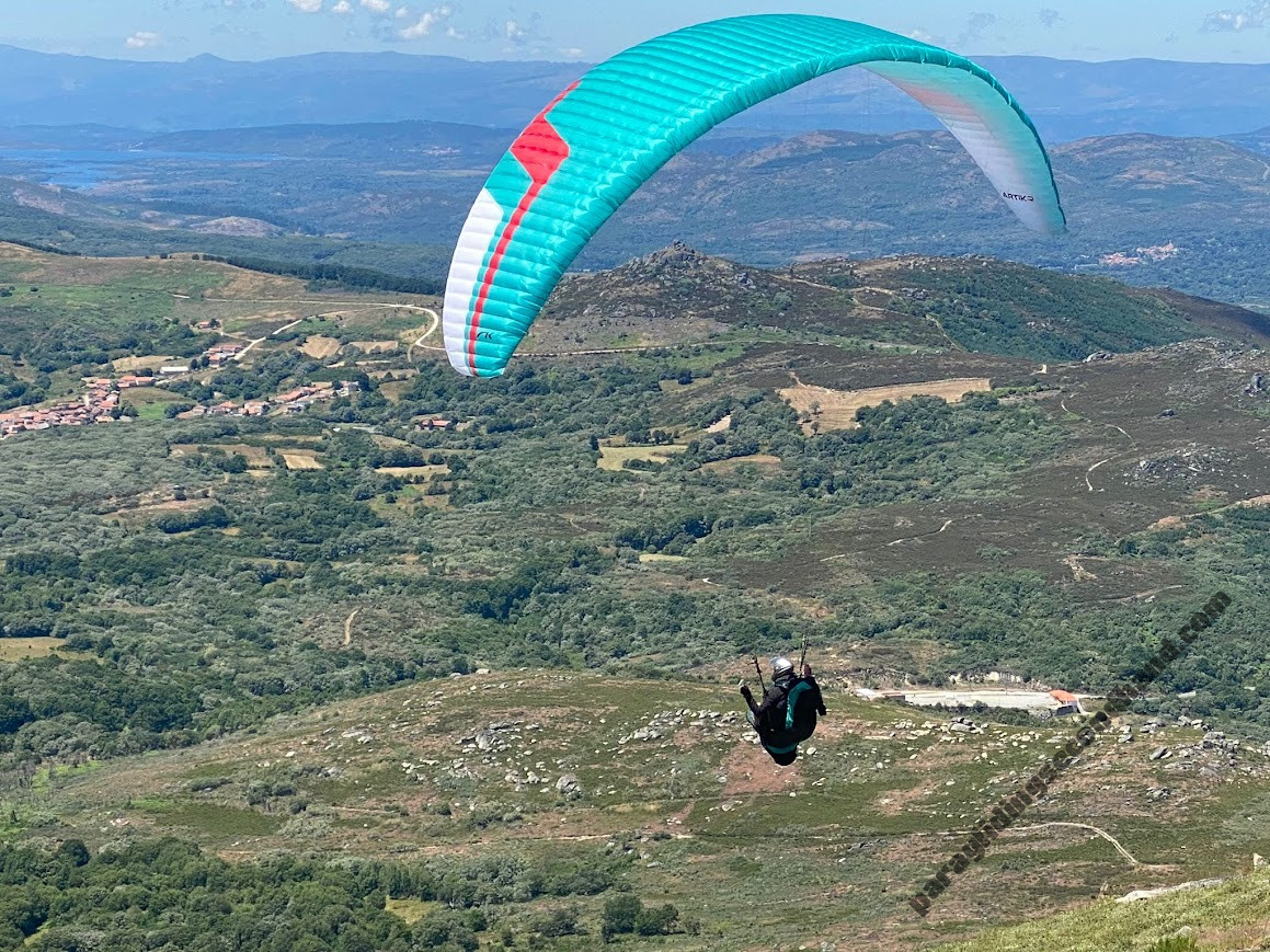 Niviuk Artik R, 25, 2024, (90-105kg), 100h
