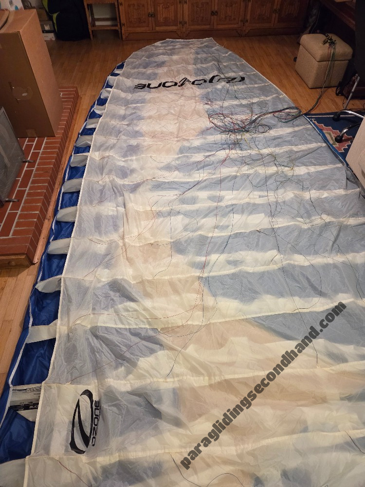 FULL SET: Ozone Element, EN-A, XS (55-75kg) + Swing Connect 2, M (actually S) + Sky Spare Light, M + Backpack.