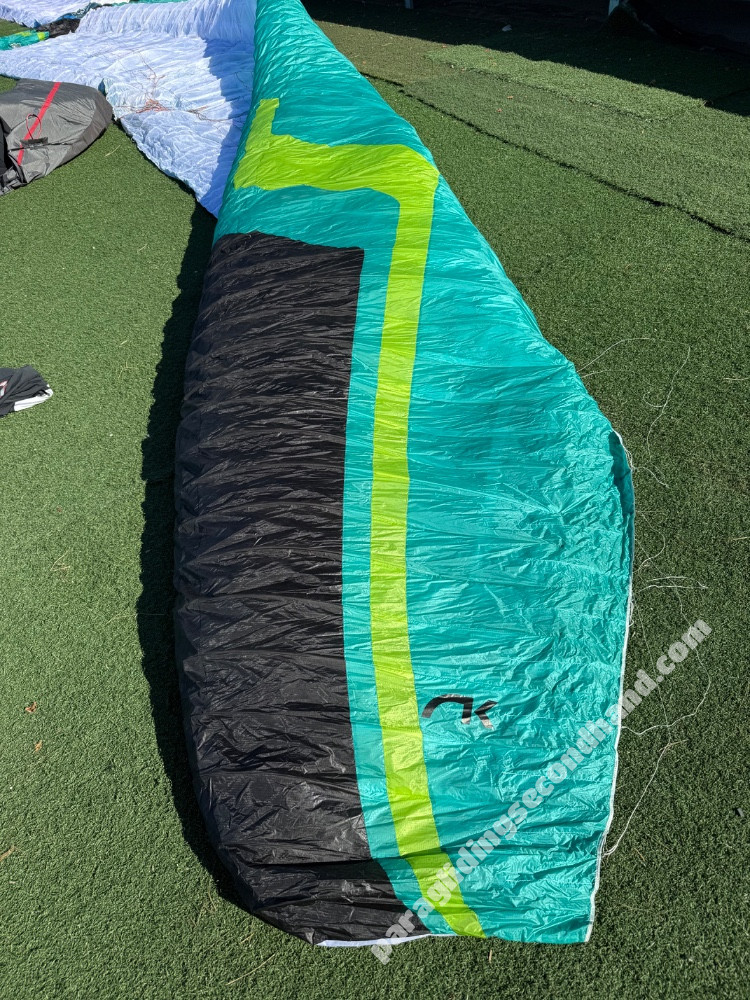 Niviuk Peak 6, Ms, 2025, (80-98kg), 33h