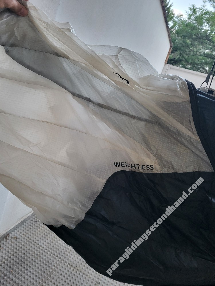 Advance WEIGHTLESS, L, 2022