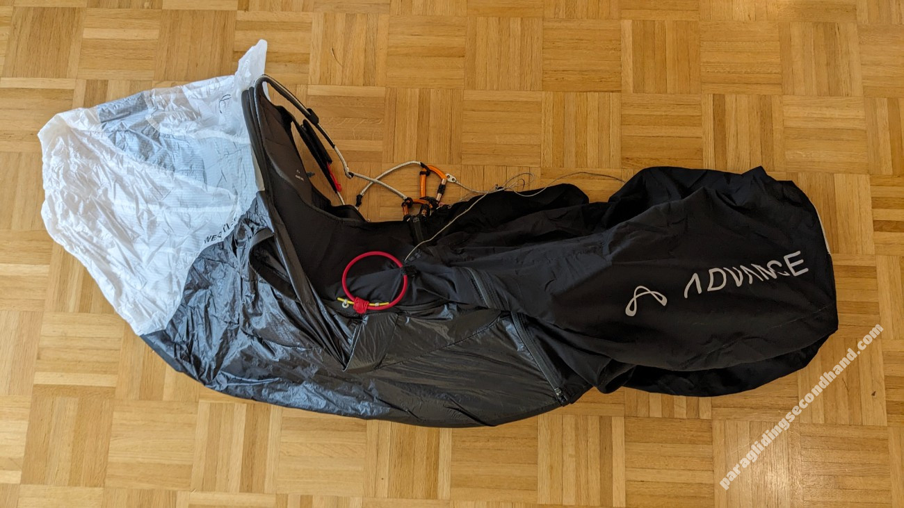 Advance Weightless, M, 2023