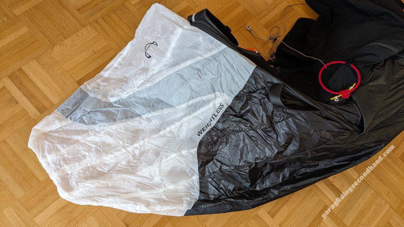 Advance Weightless, M, 2023