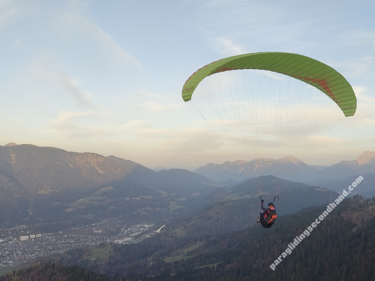 GIN Gliders Yeti 4, 22, 2019, (55-90kg), 200h