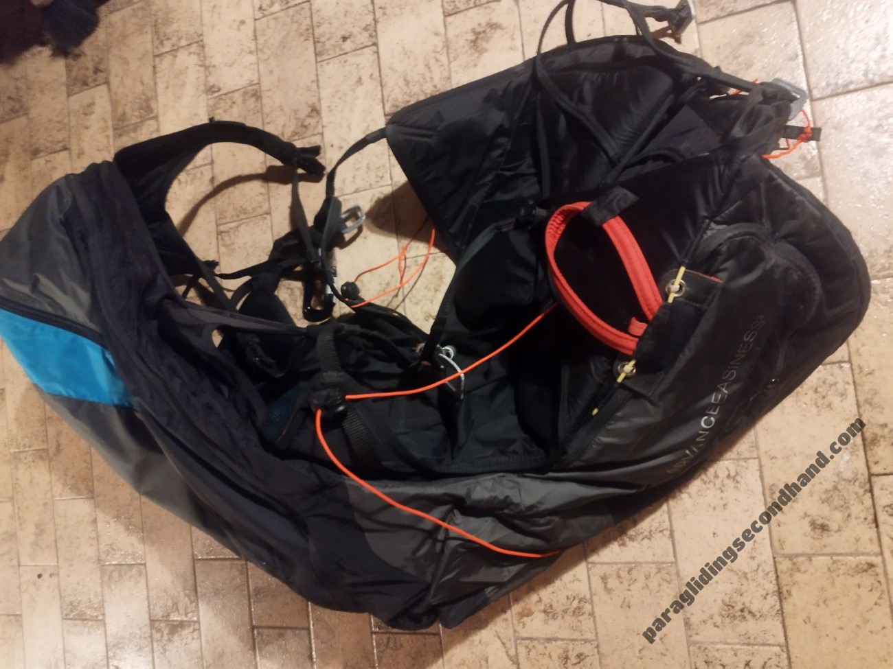 Advance EASINESS 3 with Reserve, L, 2020