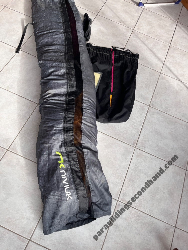 Niviuk Koyot 4, 28, 2022, (90-115kg), 40h