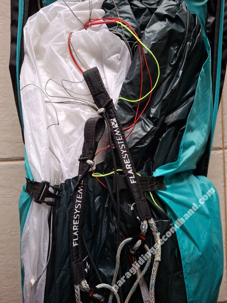 Flare Moustache 1, 26 m2, 2024, (80-135kg), 5h