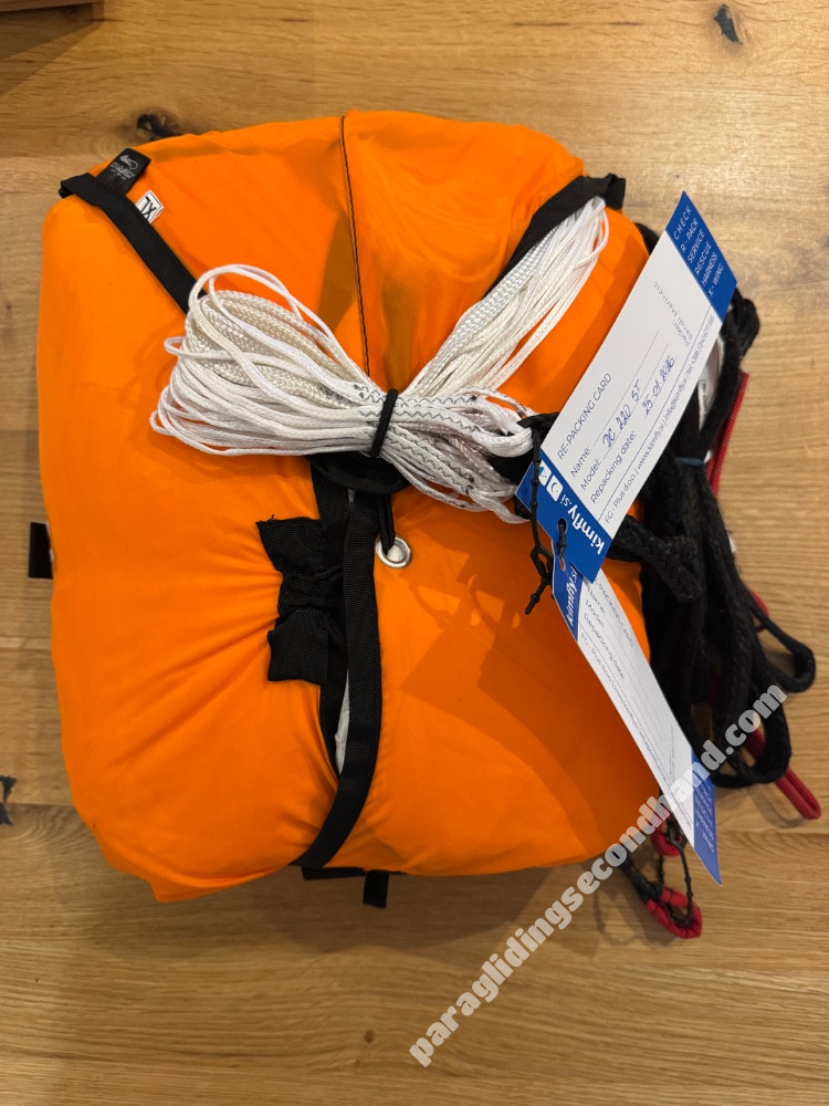 CHARLY TARGETcross 220 ST – Tandem Steerable Reserve Parachute